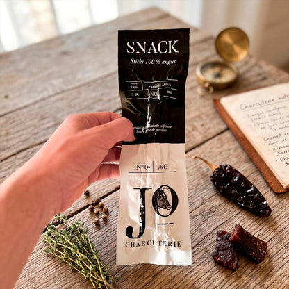 Sticks 100% Angus al vacío 25 grs.  | JO Charcuterie